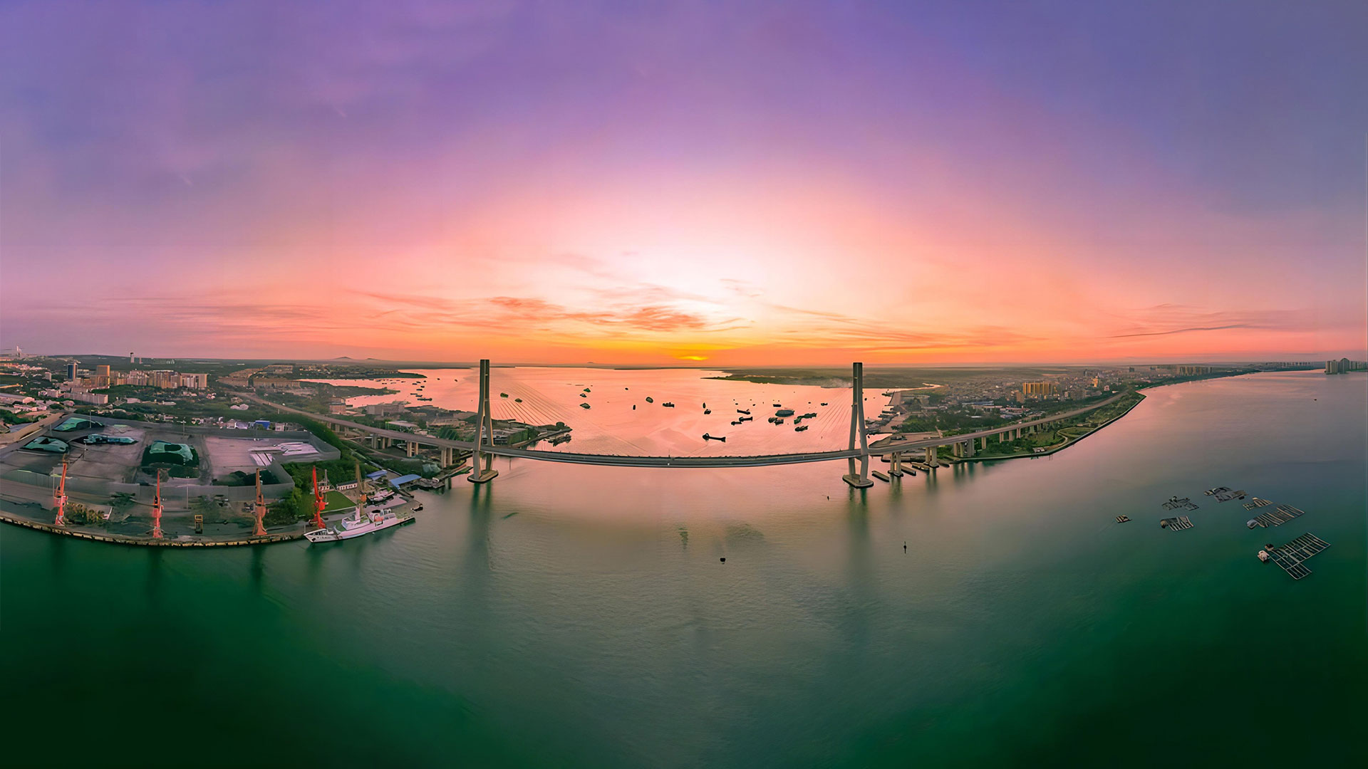 海南自貿(mào)港 行業(yè)內(nèi)首家入駐